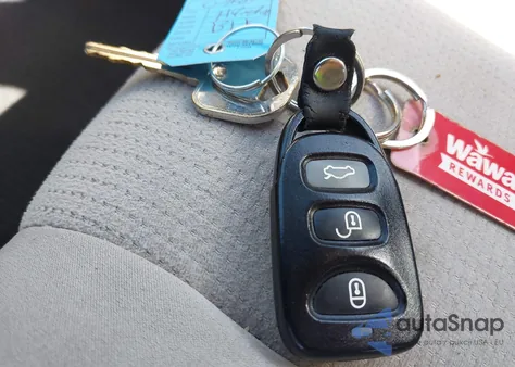 2010 Hyundai Sonata Gls z USA, uszkodzony, nr VIN 5NPET4AC4AH624689